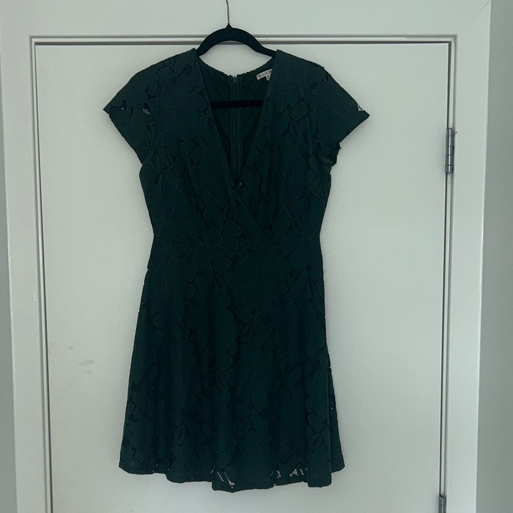 Elegant Green Lace Dress